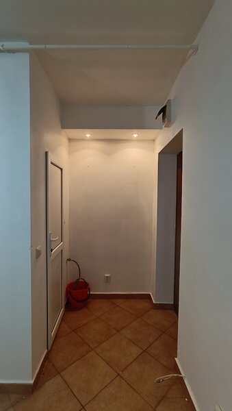 Aleea Pantelimon 14, etaj 1.