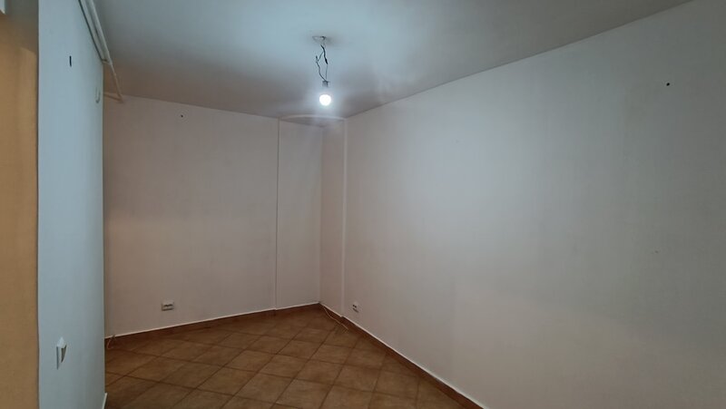 Aleea Pantelimon 14, etaj 1.